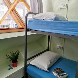 X Hostel Alicante
